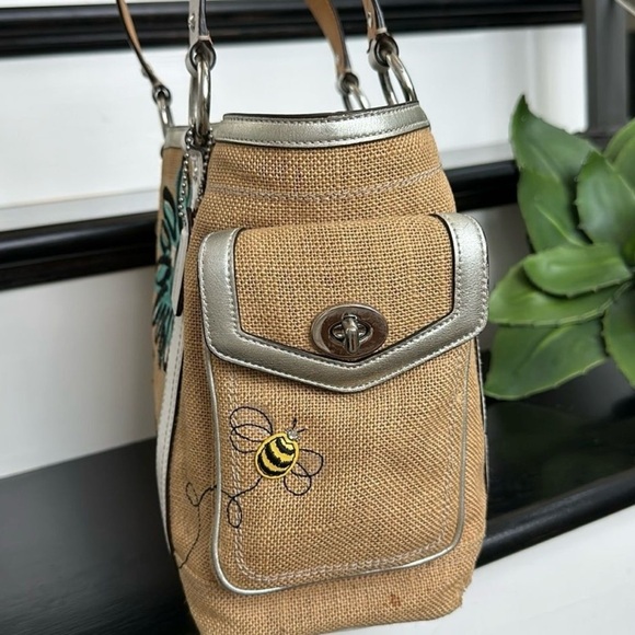 Coach Rare Vintage 2005 Straw Bumble Bee Bag - Picture 5 of 15